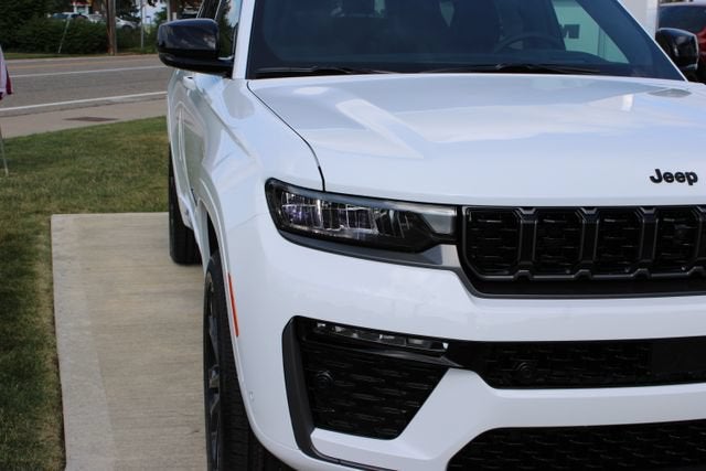 2026 Jeep Grand Cherokee L Limited Reserve