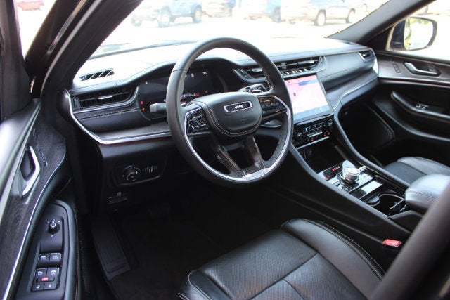 2025 Jeep Grand Cherokee L Overland
