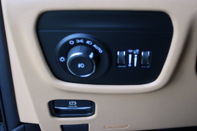 2025 Jeep Grand Cherokee L Summit Reserve