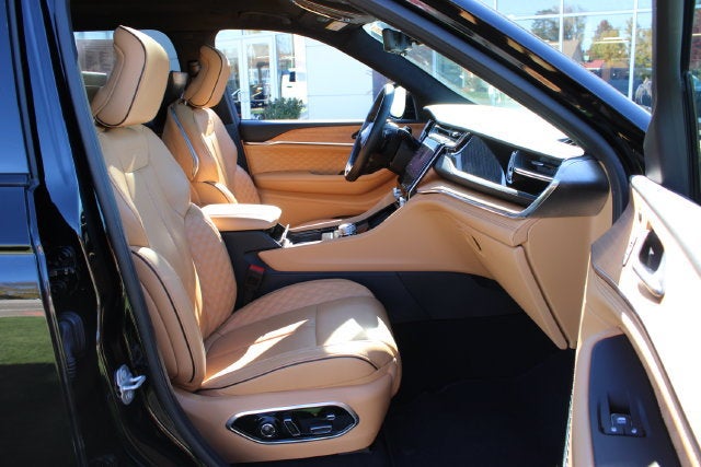 2025 Jeep Grand Cherokee L Summit Reserve