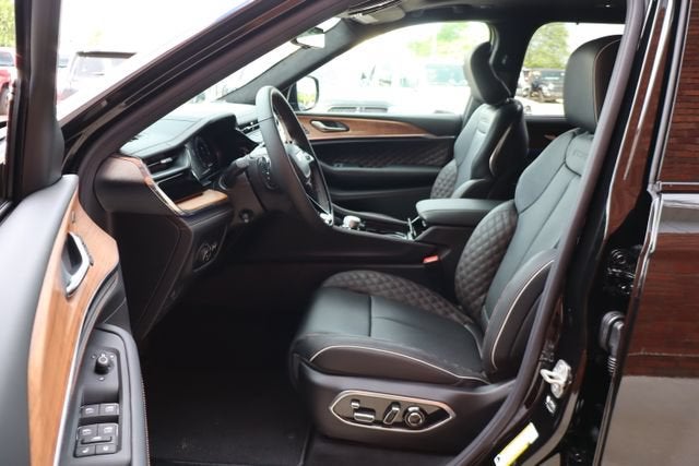 2026 Jeep Grand Cherokee L Summit