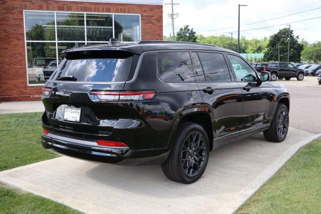 2026 Jeep Grand Cherokee L Summit
