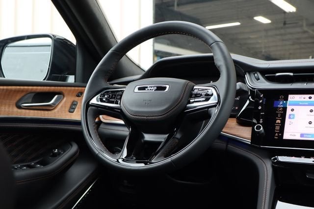 2026 Jeep Grand Cherokee L Summit