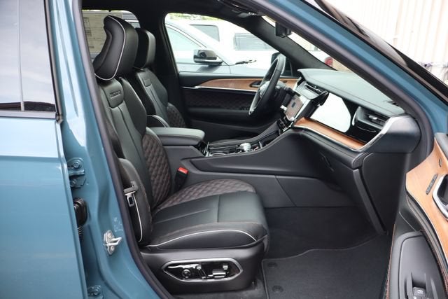 2026 Jeep Grand Cherokee L Summit
