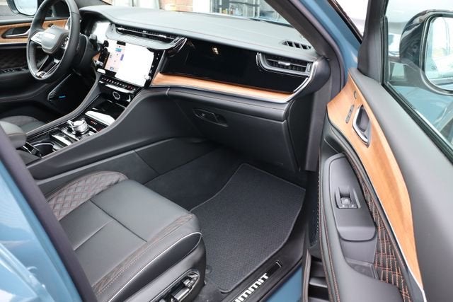2026 Jeep Grand Cherokee L Summit