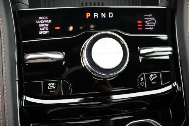 2027 Jeep Grand Cherokee L Summit