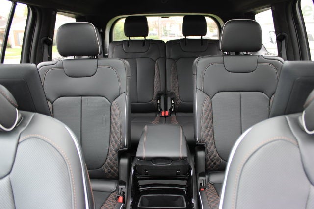 2027 Jeep Grand Cherokee L Summit