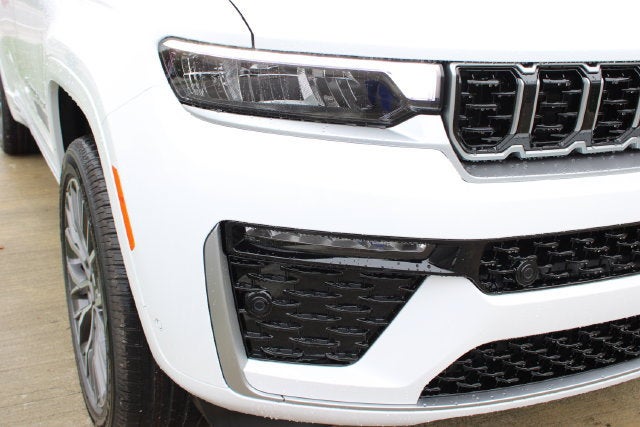 2027 Jeep Grand Cherokee L Summit