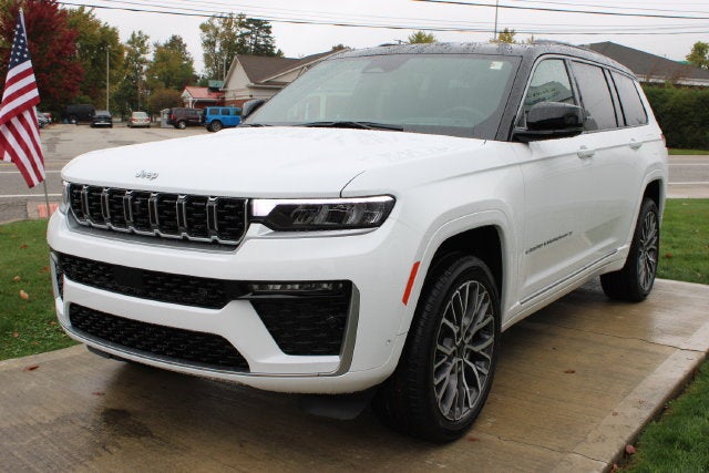 2027 Jeep Grand Cherokee L Summit