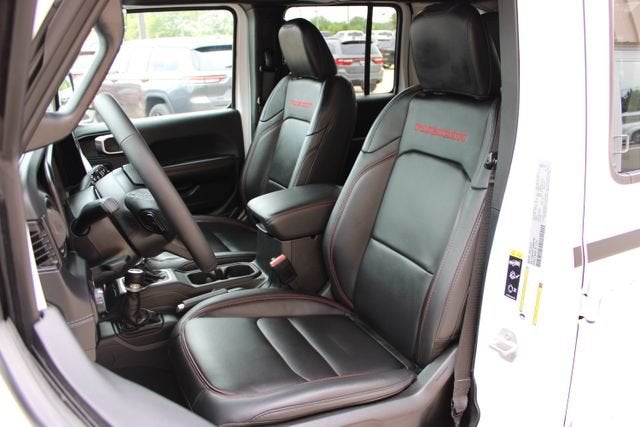 2025 Jeep Wrangler Rubicon X