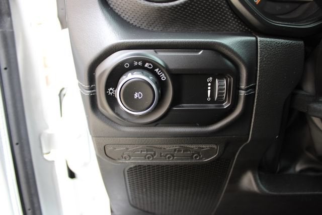 2025 Jeep Wrangler Rubicon X