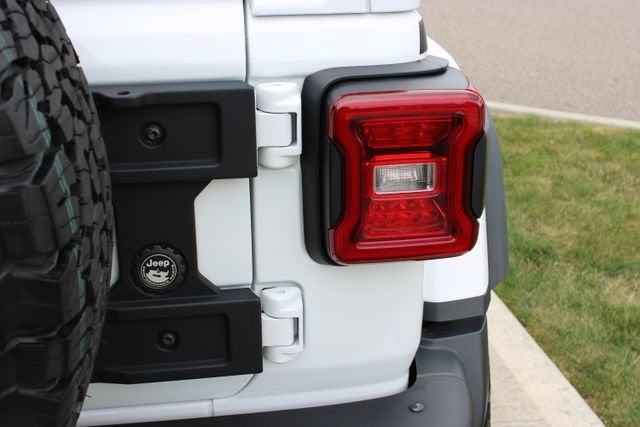 2025 Jeep Wrangler Rubicon X