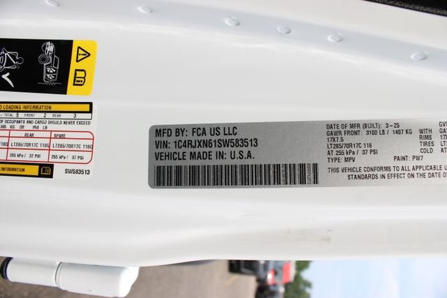 2025 Jeep Wrangler 4xe Willys