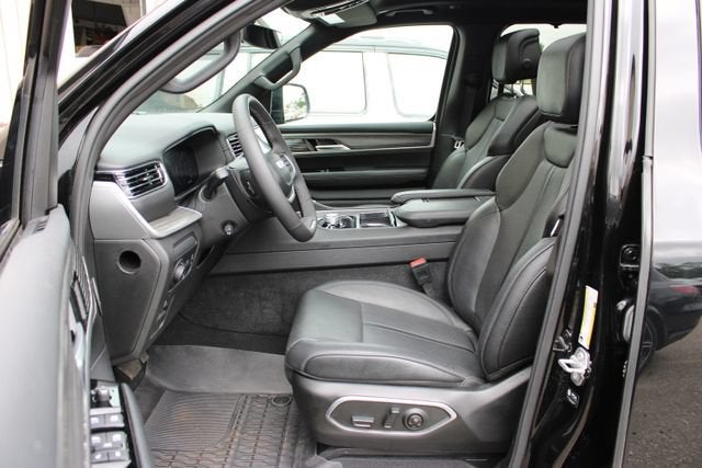 2024 Jeep Wagoneer L Series III