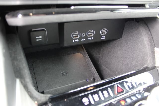 2024 Jeep Wagoneer L Series III