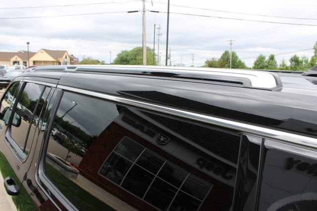 2024 Jeep Wagoneer L Series III