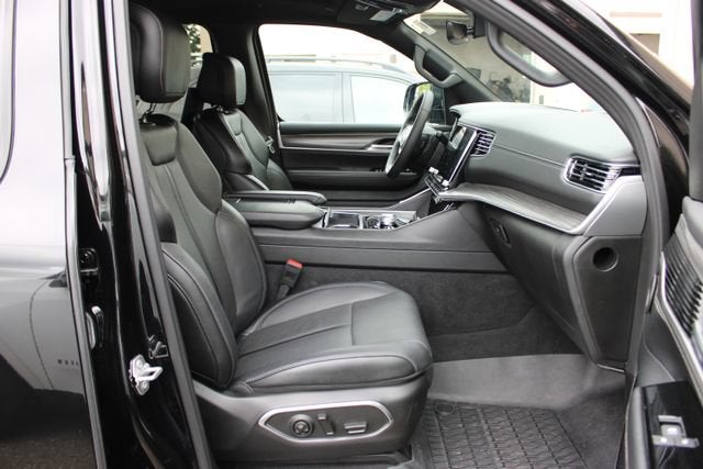 2024 Jeep Wagoneer L Series III