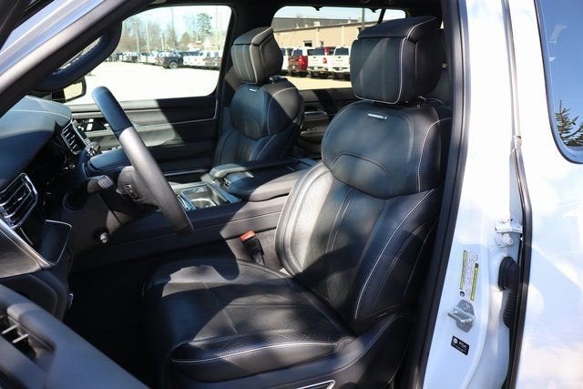 2024 Jeep Grand Wagoneer L Series II