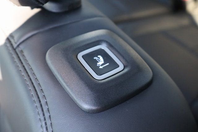 2024 Jeep Grand Wagoneer L Series II