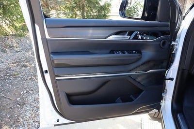 2024 Jeep Grand Wagoneer L Series II