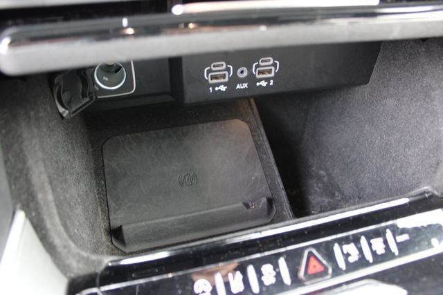 2025 Jeep Wagoneer Series II Carbide