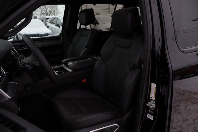 2024 Jeep Wagoneer Series II Carbide