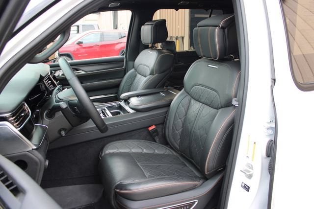 2024 Jeep Grand Wagoneer Series III Obsidian