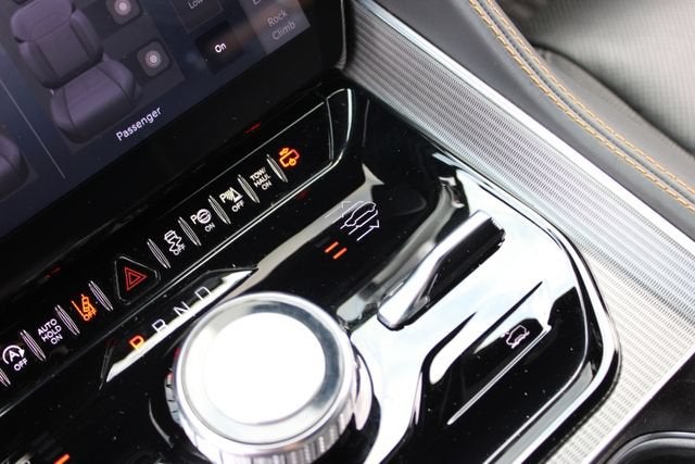2024 Jeep Grand Wagoneer Series III Obsidian