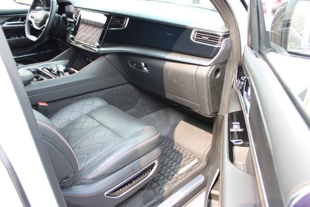 2024 Jeep Grand Wagoneer Series III Obsidian
