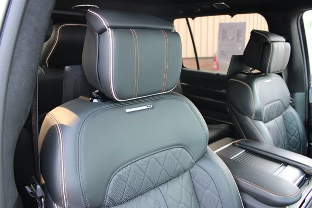 2024 Jeep Grand Wagoneer Series III Obsidian