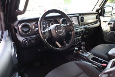2022 Jeep Gladiator Willys