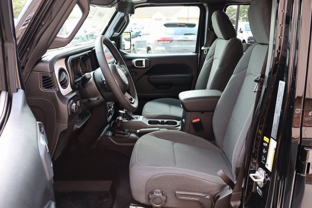 2025 Jeep Gladiator Sport S