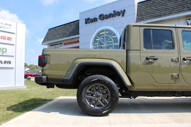 2026 Jeep Gladiator Sport S