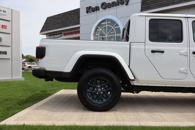 2026 Jeep Gladiator 85th Anniversary Edition