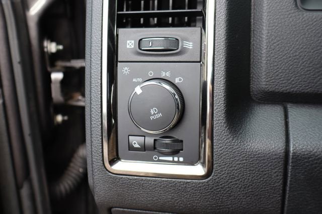 2018 RAM 1500 Night