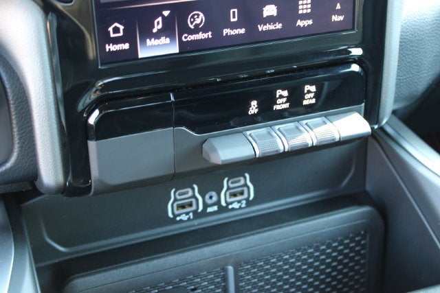 2027 RAM 1500 Big Horn