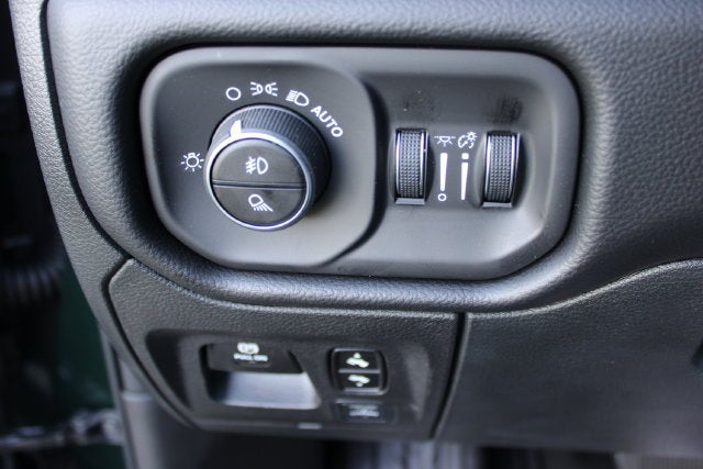 2027 RAM 1500 Laramie