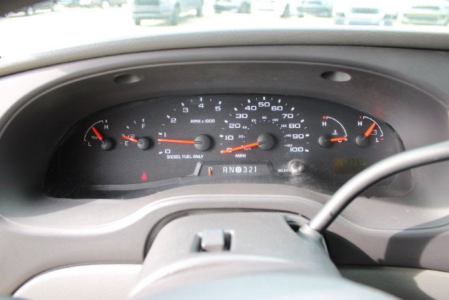 2005 Ford Econoline Commercial Cutaway Standard