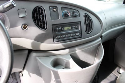 2005 Ford Econoline Commercial Cutaway Standard