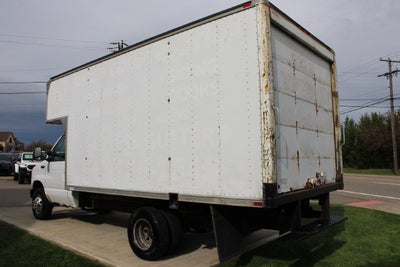 2005 Ford Econoline Commercial Cutaway Standard
