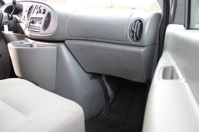 2005 Ford Econoline Commercial Cutaway Standard