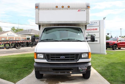 2005 Ford Econoline Commercial Cutaway Standard