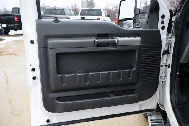 2016 Ford Super Duty F-350 SRW Lariat