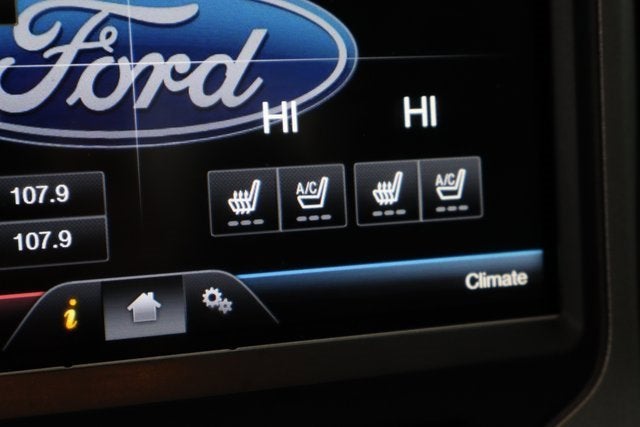 2016 Ford Super Duty F-350 SRW Lariat