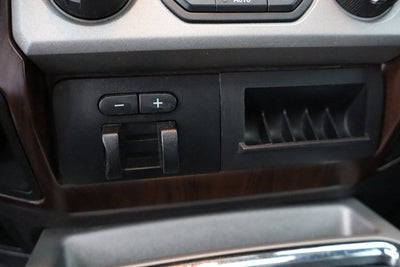 2016 Ford Super Duty F-350 SRW Lariat