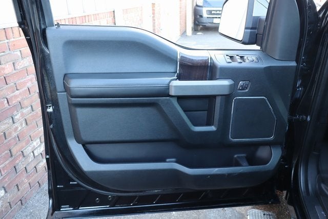 2017 Ford F-150 Platinum