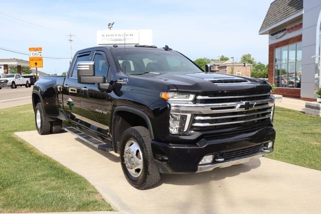 2022 Chevrolet Silverado 3500HD High Country