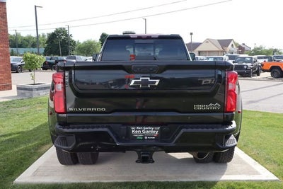 2022 Chevrolet Silverado 3500HD High Country