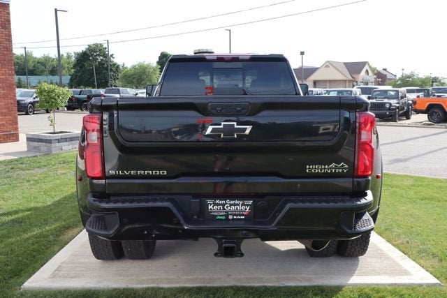 2022 Chevrolet Silverado 3500HD High Country