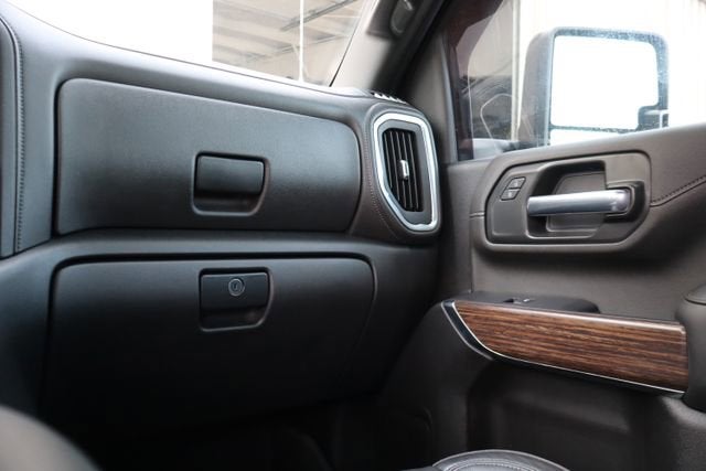 2022 Chevrolet Silverado 3500HD High Country